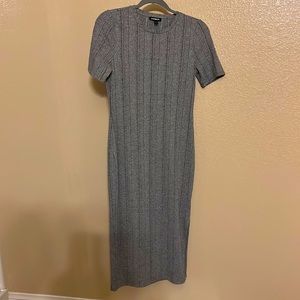 Easy ribbed short sleeve gray dress!! Size Xs!! Express!!